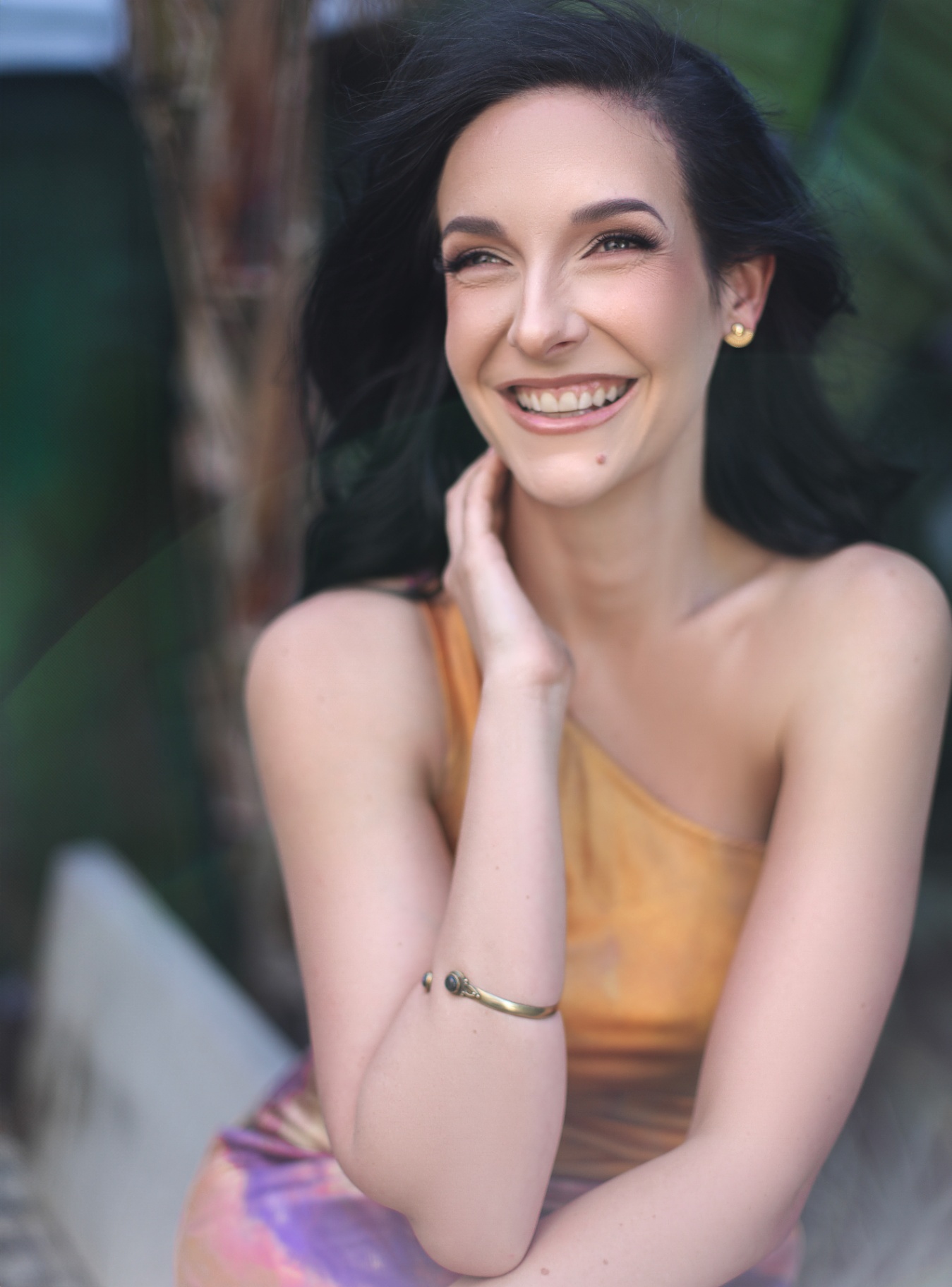 Melinda Viljoen outdoors — a warm lifestyle portrait
